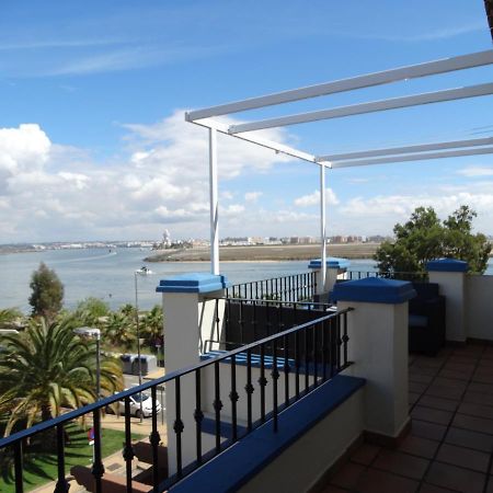 Appartamento Beautiful Penthouse With Ocean And Marina Views Isla Canela Esterno foto