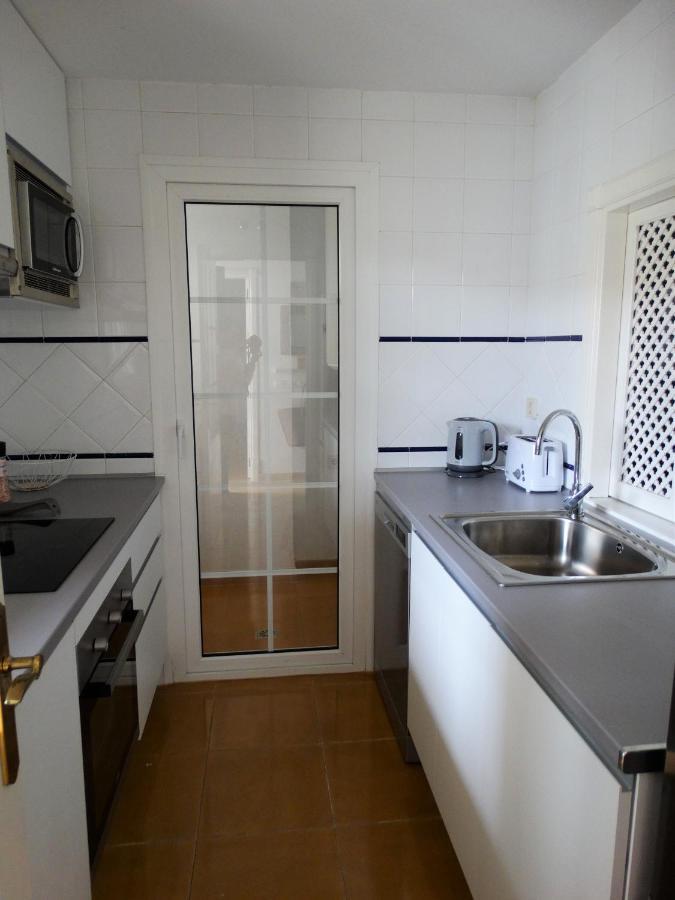 Appartamento Beautiful Penthouse With Ocean And Marina Views Isla Canela Esterno foto